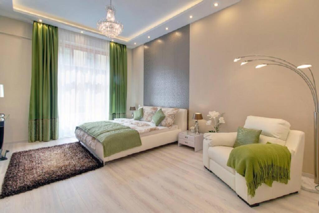 Super Central Apartment Budapeste Exterior foto
